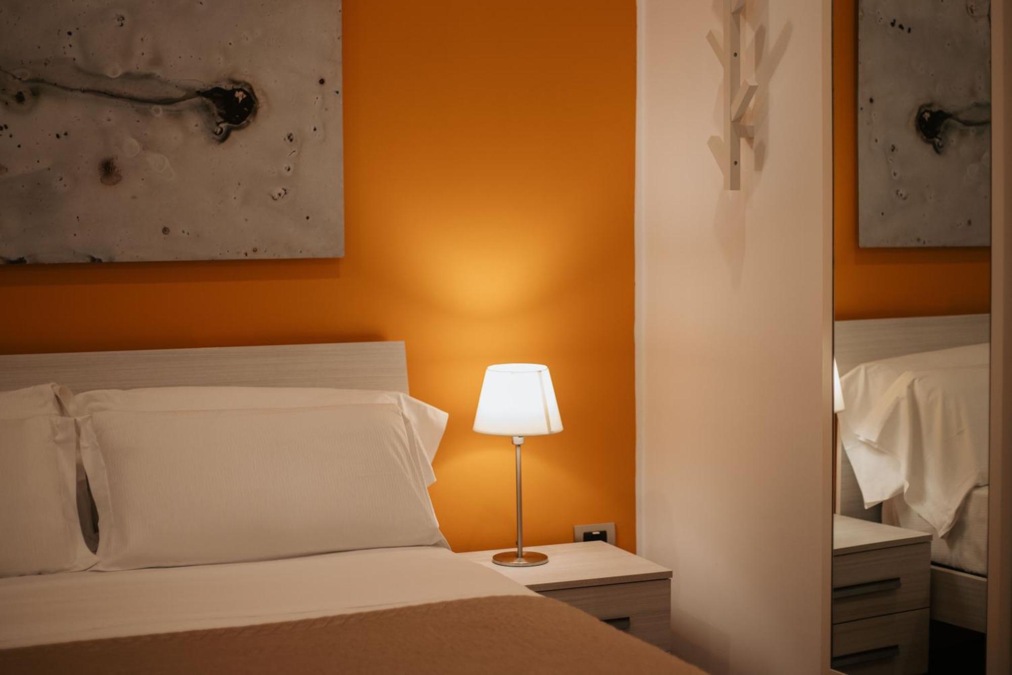 Hello Chiaia Napoli By Progecta Srl Apartment Bagian luar foto