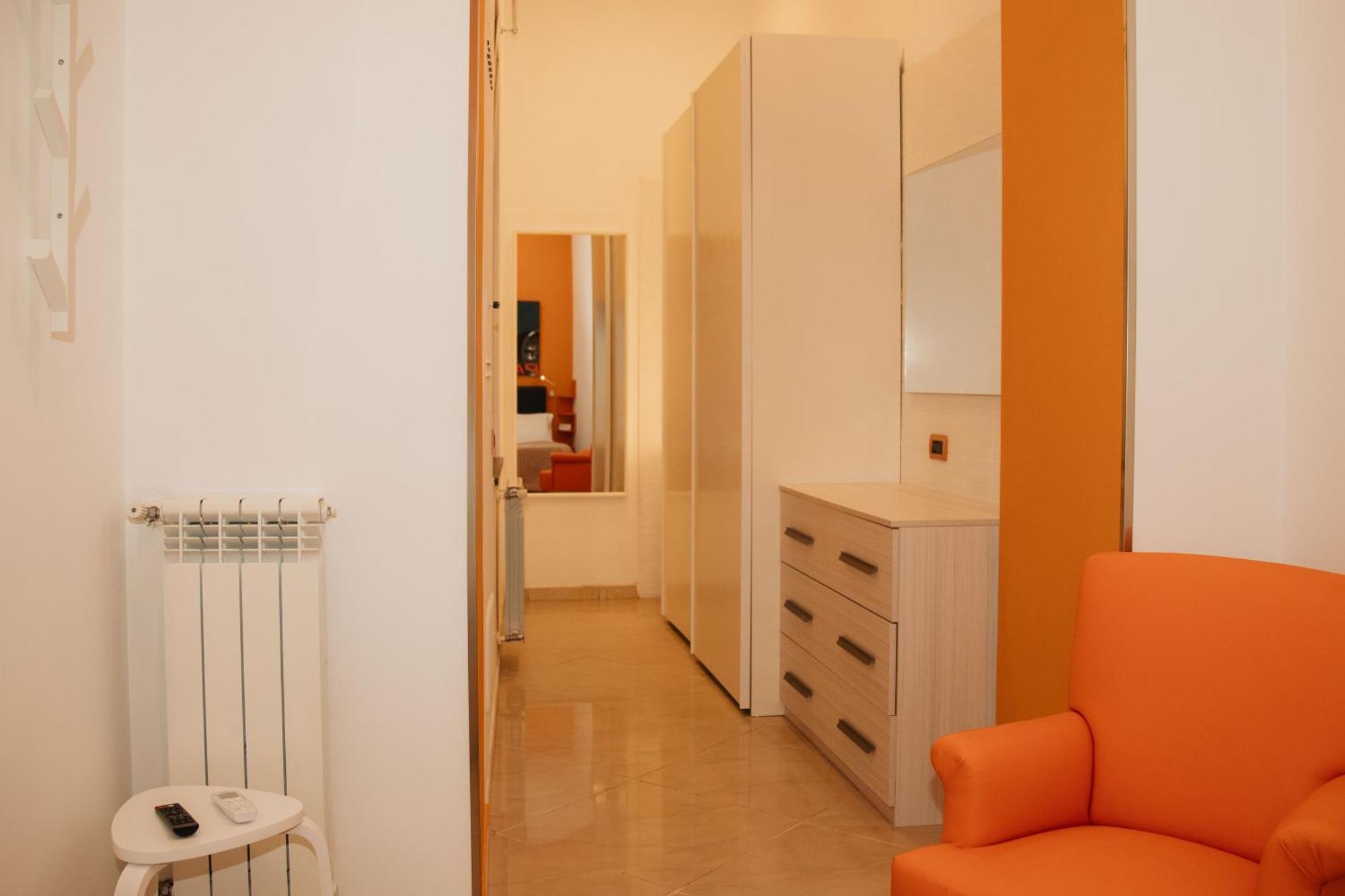 Hello Chiaia Napoli By Progecta Srl Apartment Bagian luar foto