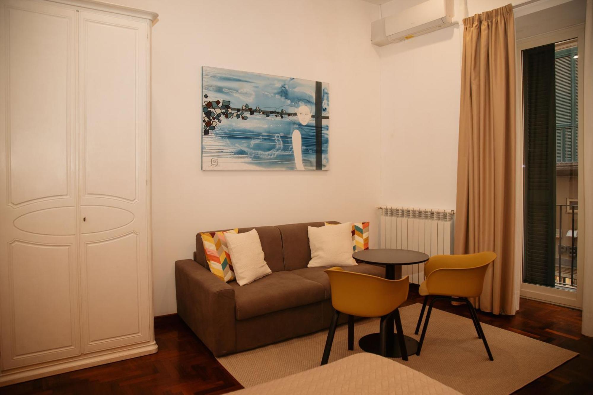 Hello Chiaia Napoli By Progecta Srl Apartment Bagian luar foto