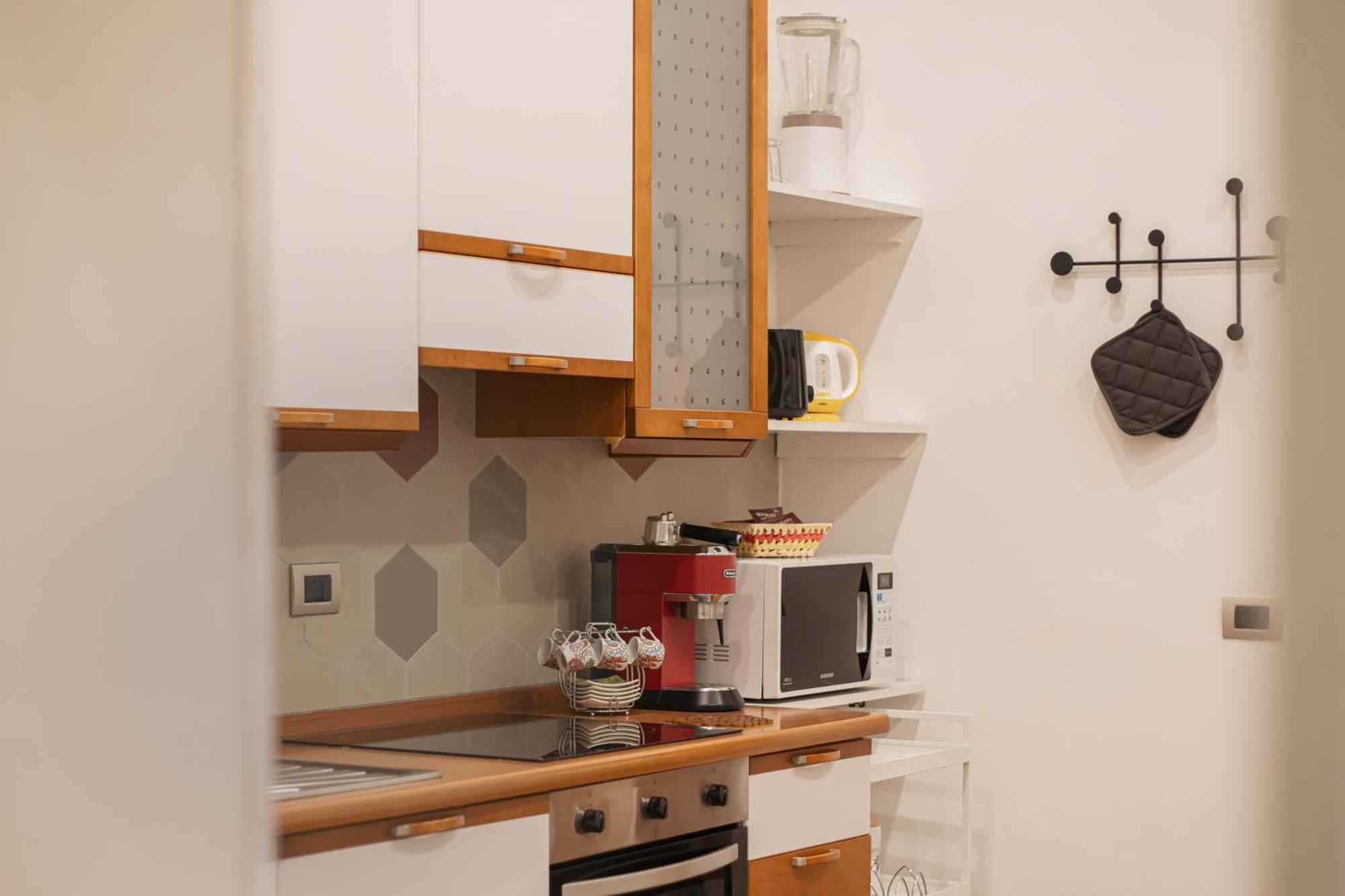 Hello Chiaia Napoli By Progecta Srl Apartment Bagian luar foto