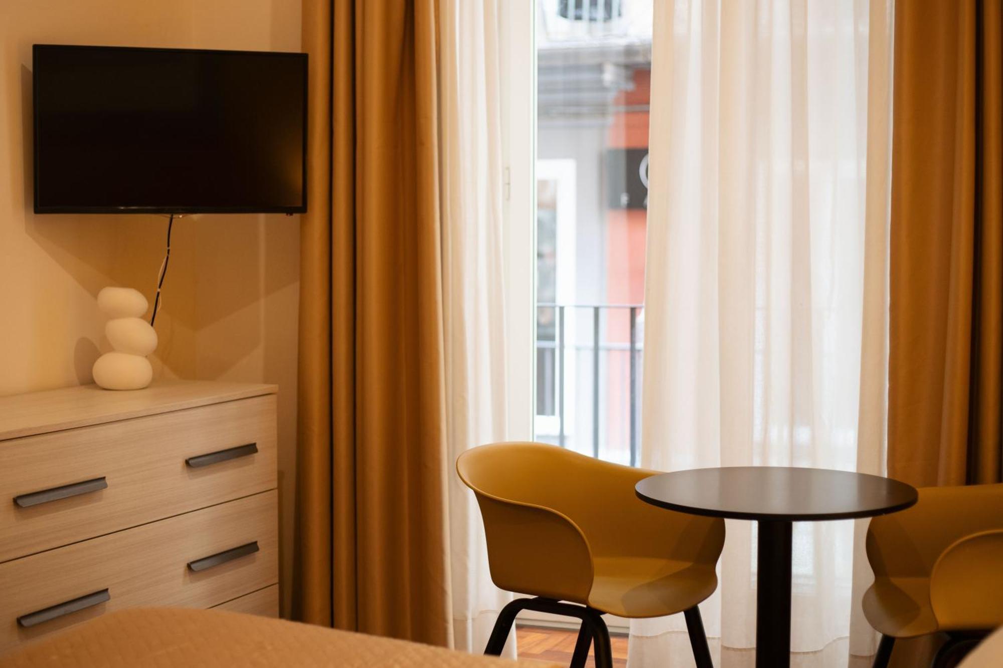 Hello Chiaia Napoli By Progecta Srl Apartment Bagian luar foto